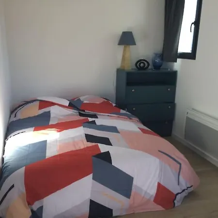 Joli De 25m2 Avec Terrasse, Ideal Pour Un Couple Daire